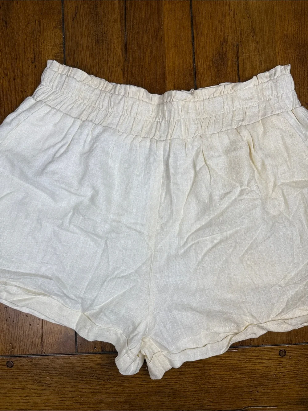 Forever 21 Cream High-Waist Elastic-Waist Women's Shorts Normcore Cottagecore